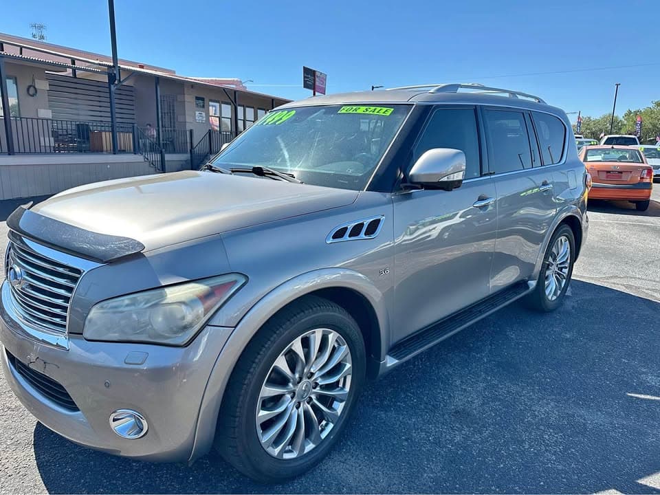 2015 Infiniti QX80 Premium Select thumbnail 2